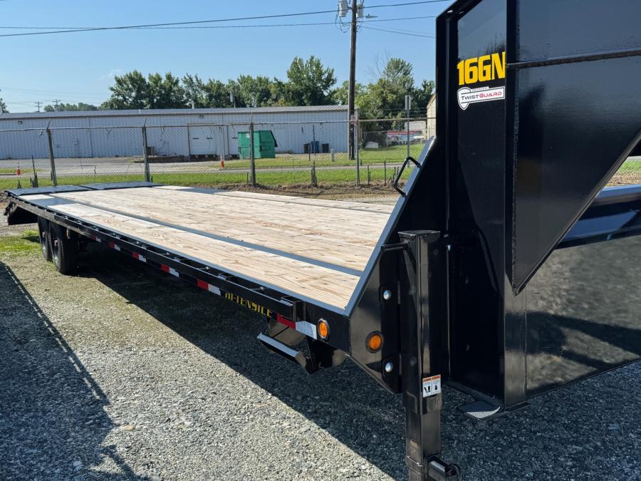 Big Tex 16GN, Gooseneck, 102" x 35', 17.5K, Dovetail, Mega Ramps Image 1