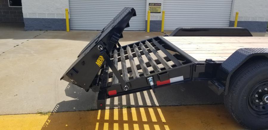 Big Tex 14EH, Equipment, 83" x 18', 15.4K, Dovetail, Mega Ramps, X-Series Image 1