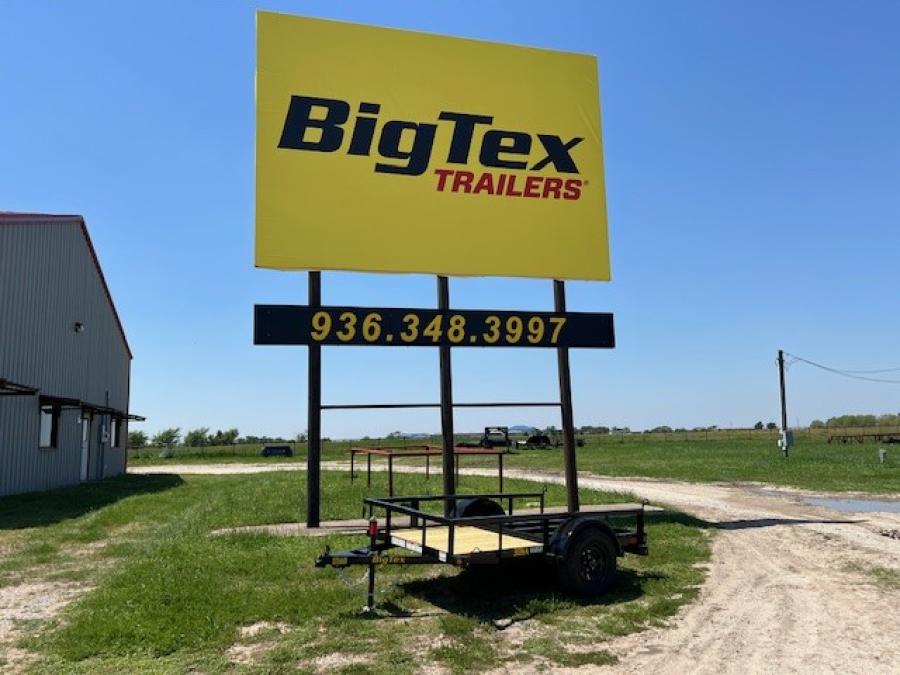 Big Tex 30SA 2,995# SA UTL 60"x8 4RG SPMT BLACK Image 1