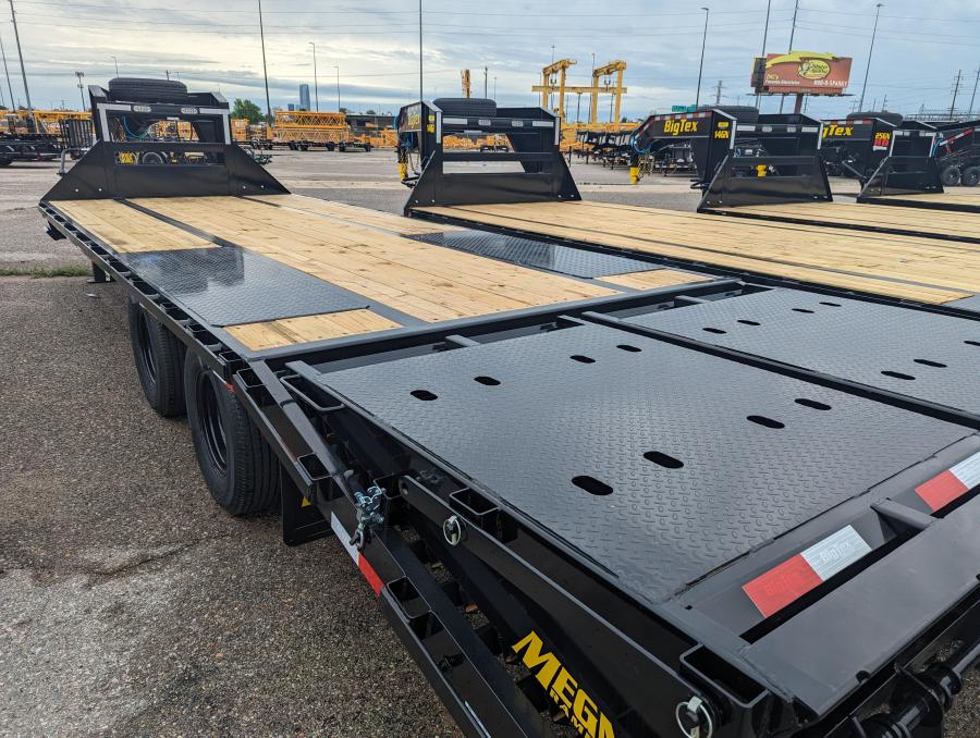 Big Tex 22GN, Gooseneck, 102″ x 25′, 23.9K, Dovetail, Mega Ramps Image 1