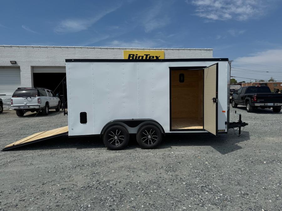 RS71 ENCL 7X14 7K TA WHITE RAMP DOOR 7 BLK OUT ROCK SOLID Image 0