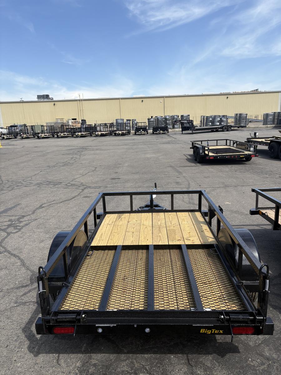 Big Tex 30SA 2,995# SA UTL 60"x8 4RG SPMT BLACK Image 1