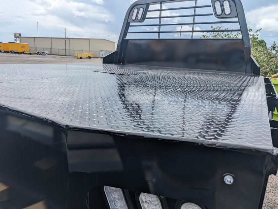 CM SK BED 86" L X 97" W X 57" CA X 42" RUNNERS Image 2