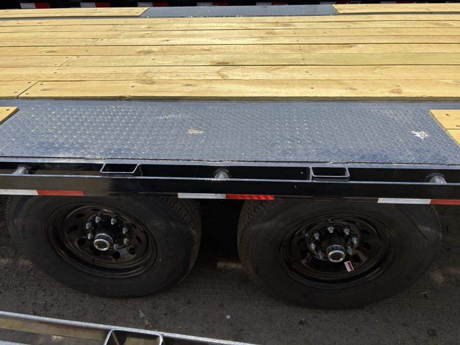Big Tex 14PH, Pintle, 102″ x 25′, 15.9K, Dovetail, Mega Ramps image 2
