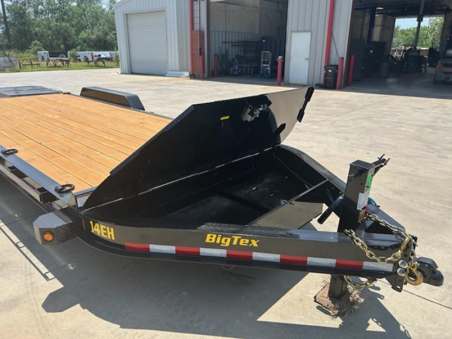 Big Tex 14EH, Equipment, 83" x 16', 15.4K, Dovetail, Mega Ramps, X-Series Image 3