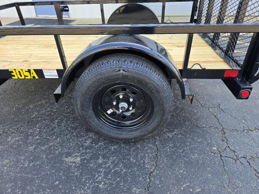 Big Tex 30SA 2,995# SA UTL 60"x8 4RG SPMT BLACK Image 2