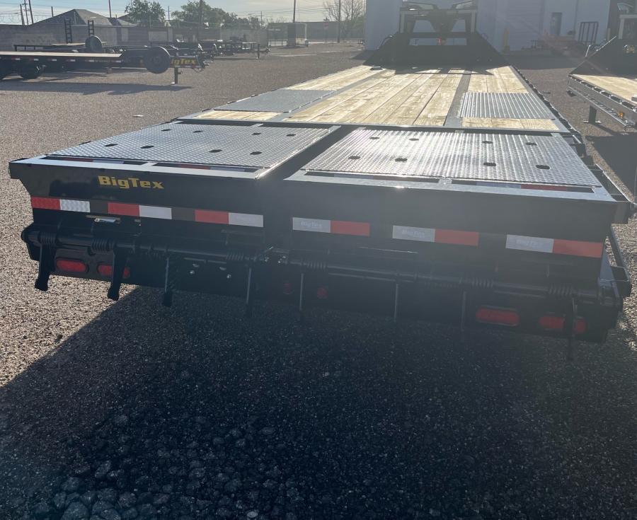 Big Tex 25GN, Gooseneck, 102" x 30', 25.9K, Dovetail, Mega Ramps Image 3