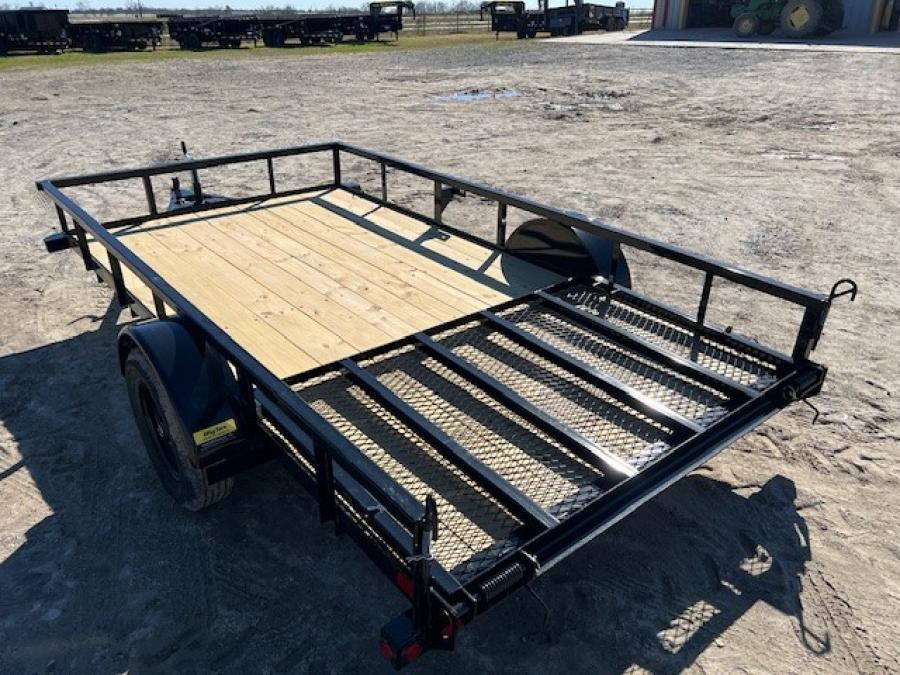 Big Tex 35SA 2,995# SA UTL 77"x12 BLACK Image 4