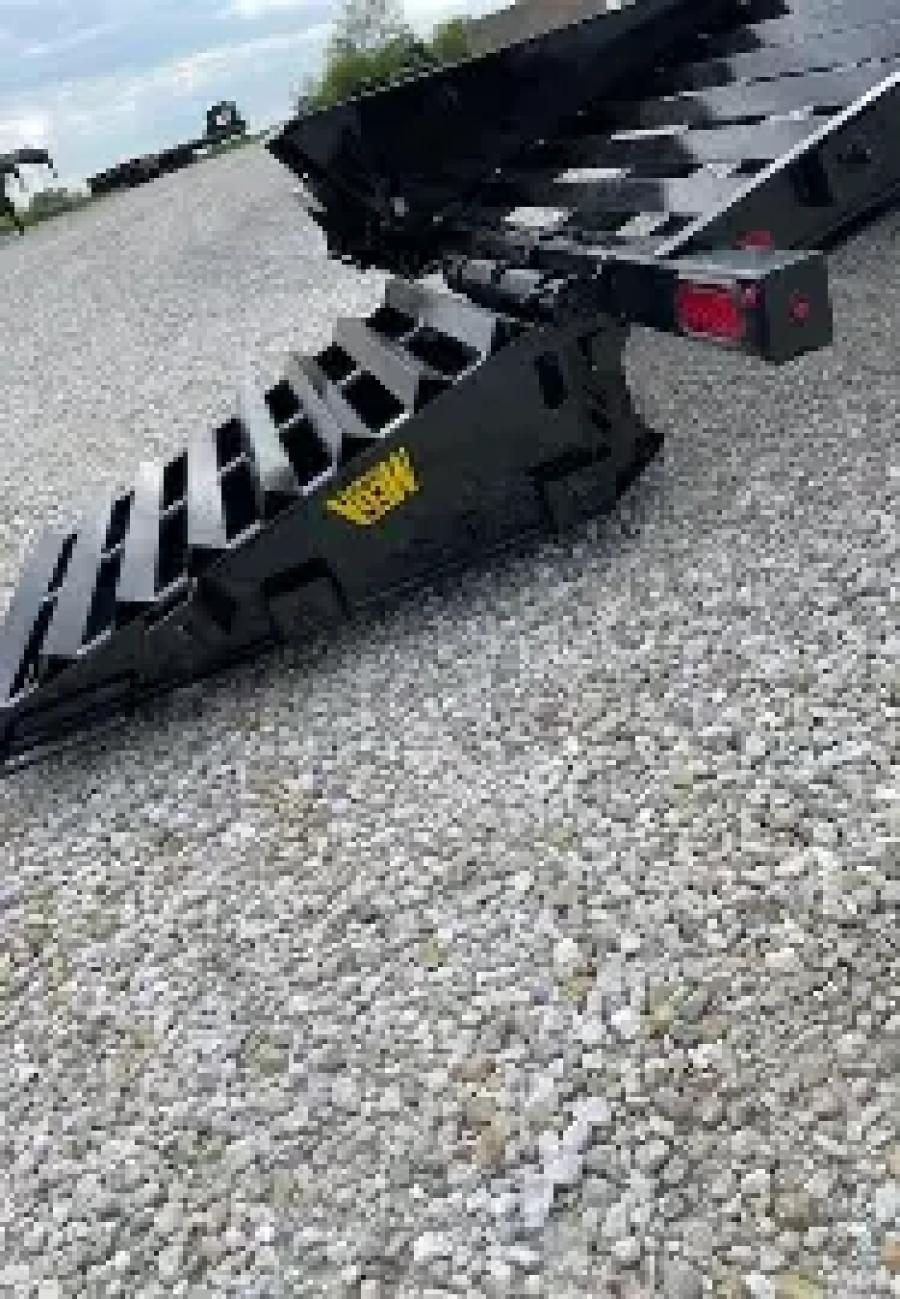 Big Tex 14EH, Equipment, 83" x 24', 15.4K, Dovetail, Mega Ramps, X-Series Image 2