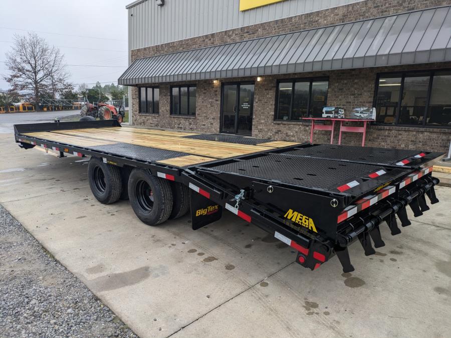 Big Tex 22PH, Pintle, 102″ x 25′, 23.9K, Dovetail, Mega Ramps image 3