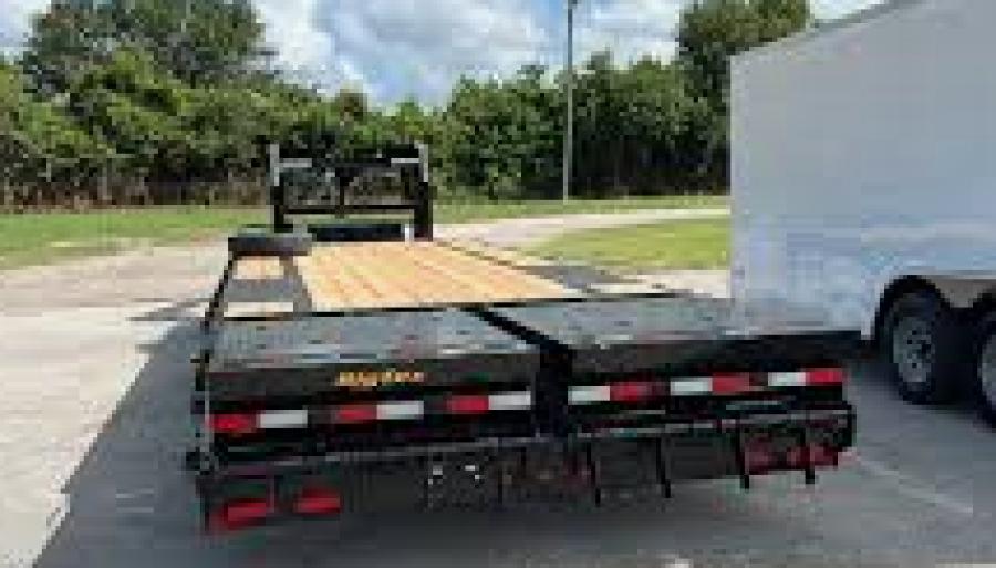 Big Tex 16GN, Gooseneck, 102″ x 35′, 17.5K, Dovetail, Mega Ramps image 2