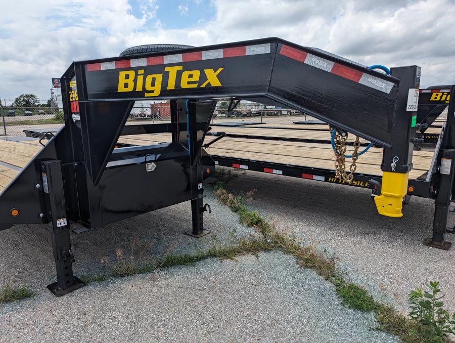 Big Tex 22GN, Gooseneck, 102" x 33', 23.9K, Dovetail, Mega Ramps Image 0