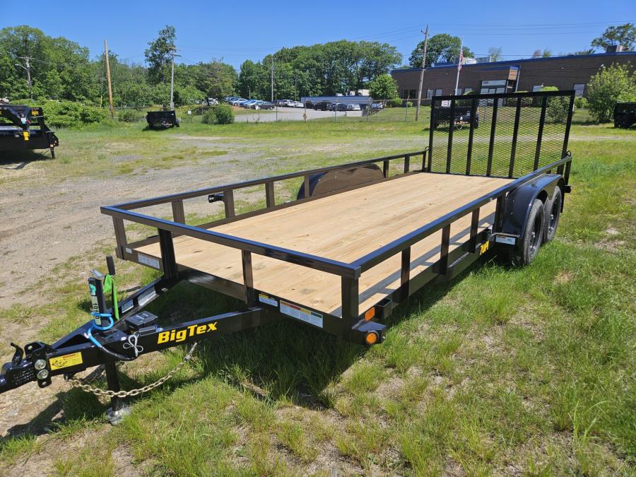 Big Tex 70PI 7K TAND SQ TU UTL 83"x18 2 BRAKES, BLK Image 0