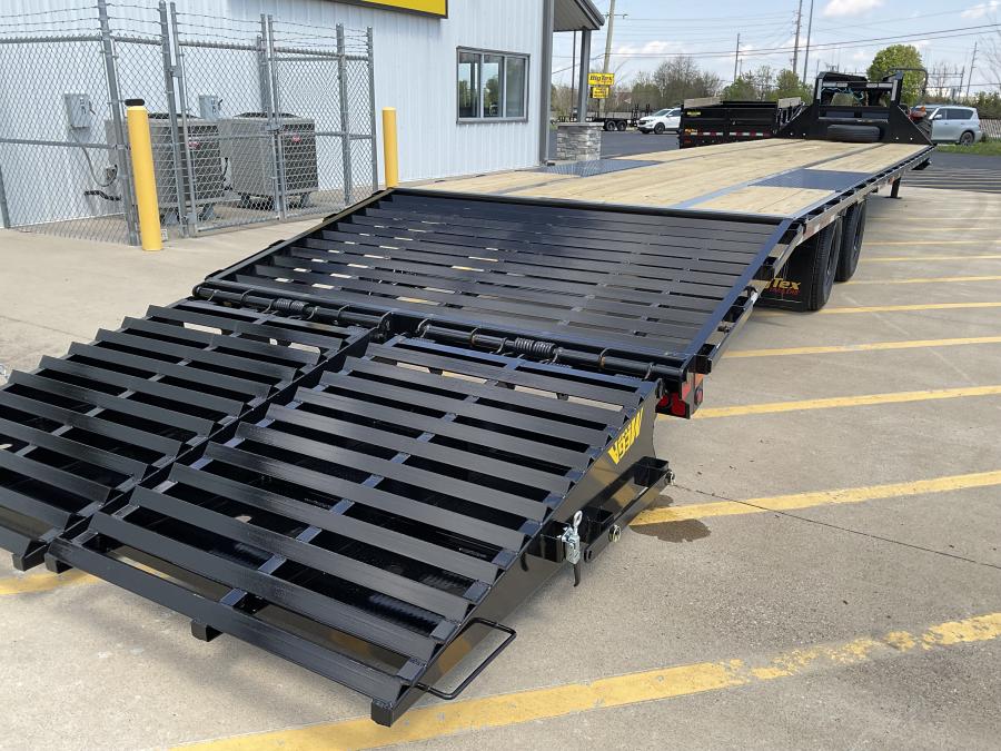 Big Tex 22GN, Gooseneck, 102" x 40', 23.9K, Dovetail, Mega Ramps Image 0