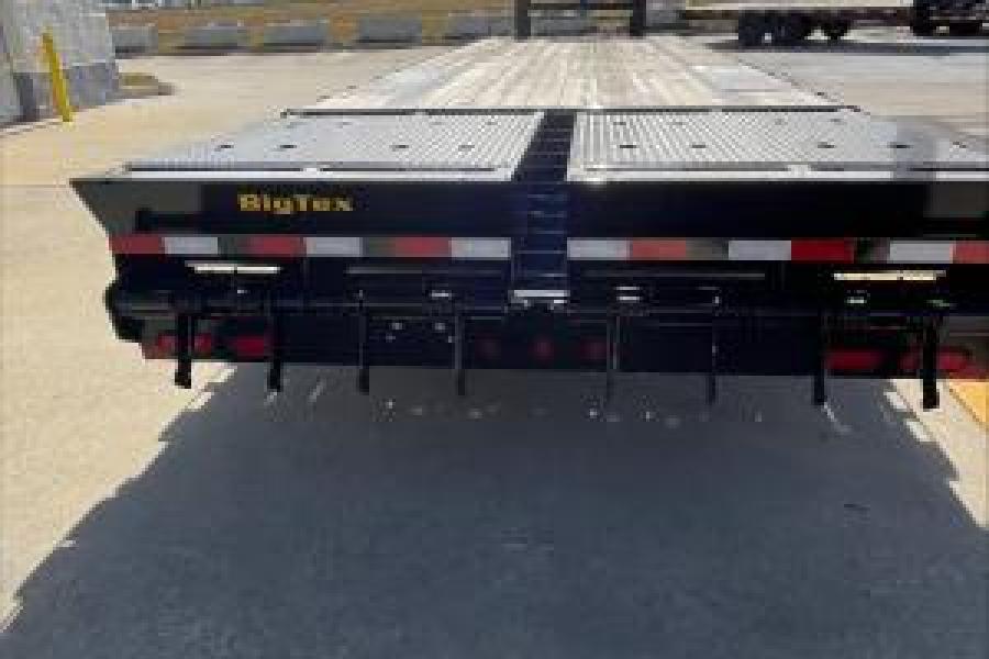 Big Tex 14GN, Gooseneck, 102″ x 25′, 15.9K, Dovetail, Mega Ramps image 2