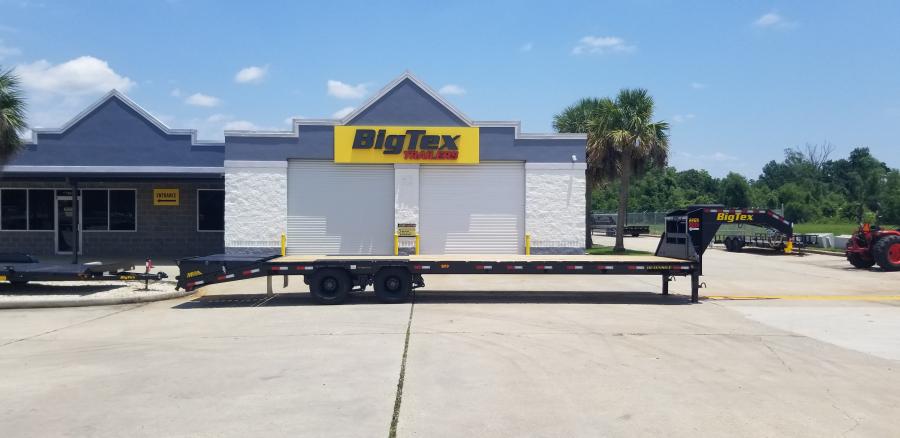 Big Tex 22GN, Gooseneck, 102" x 33', 23.9K, Dovetail, Mega Ramps Image 0