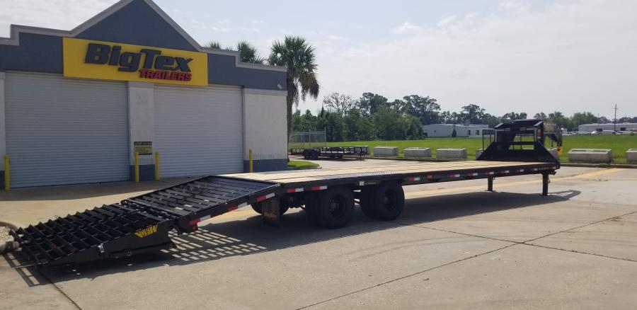 Big Tex 22GN, Gooseneck, 102" x 33', 23.9K, Dovetail, Mega Ramps Image 3