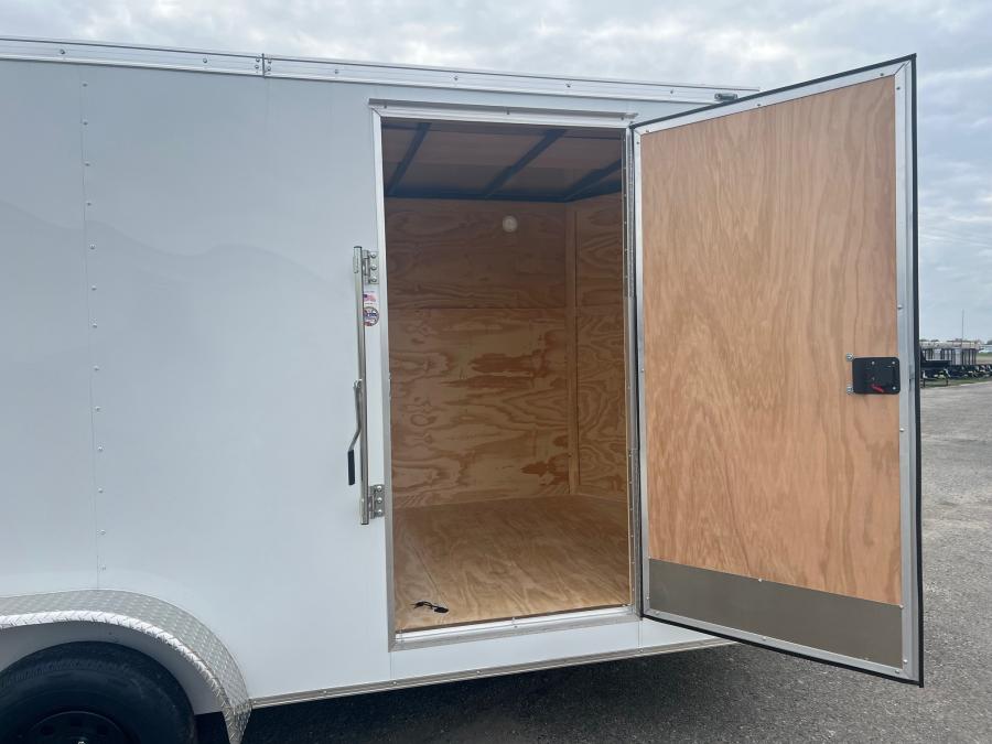 STAS STALL 7X16 TA WHITE RD STD 7 Image 3