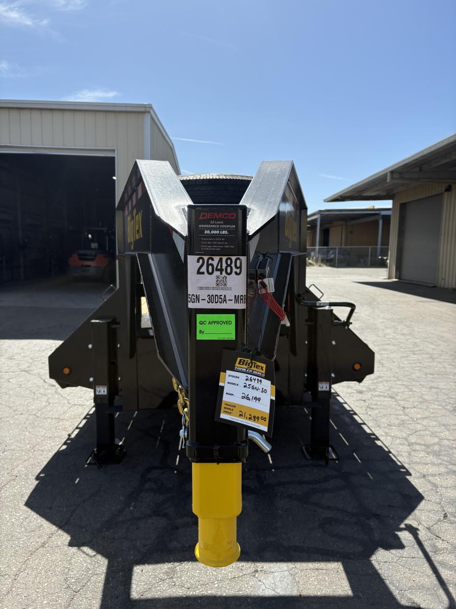 Big Tex 25GN, Gooseneck, 102" x 30', 25.9K, Dovetail, Mega Ramps Image 1