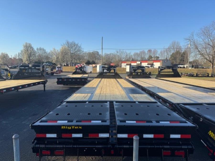 Big Tex 14GN, Gooseneck, 102″ x 25′, 15.9K, Dovetail, Mega Ramps Image 1