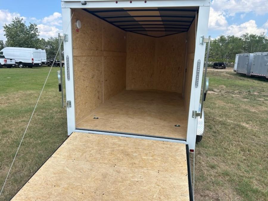 7X16 7X16 V NOSE ENCLOSED STD RAMP DOOR 7K BY CARRY ON Image 4