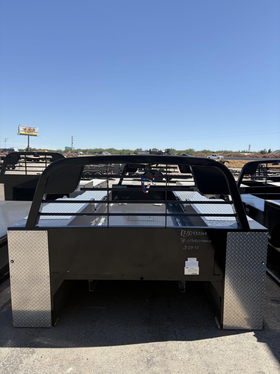 CM TM BED 114" L X 94" W X 84" CA X 34" RUNNERS Image 0