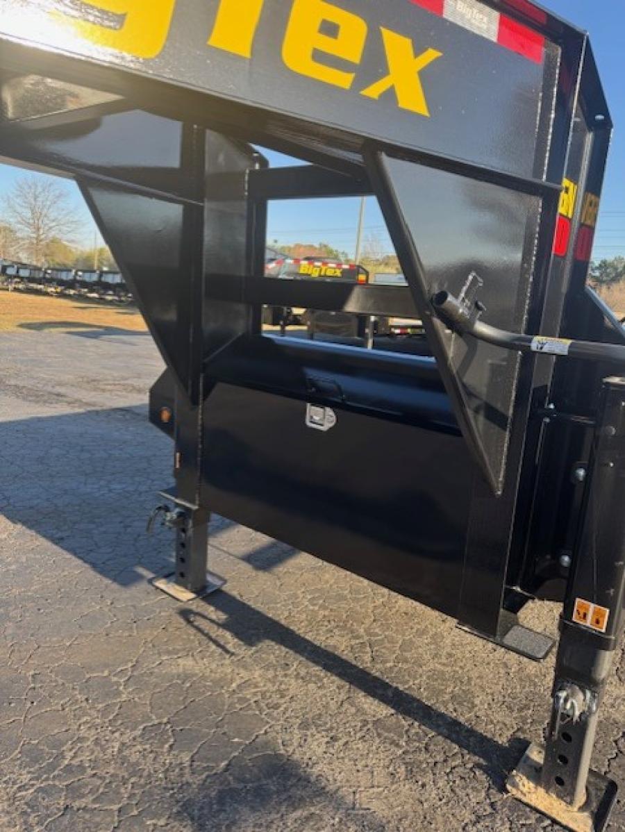 Big Tex 25GN, Gooseneck, 102" x 40', 25.9K, Dovetail, Mega Ramps Image 2