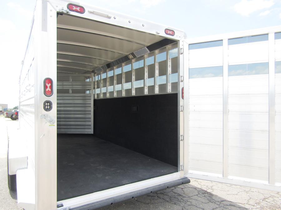 Cimarron Lonestar 24x7 stock trailer #17454 Image 17