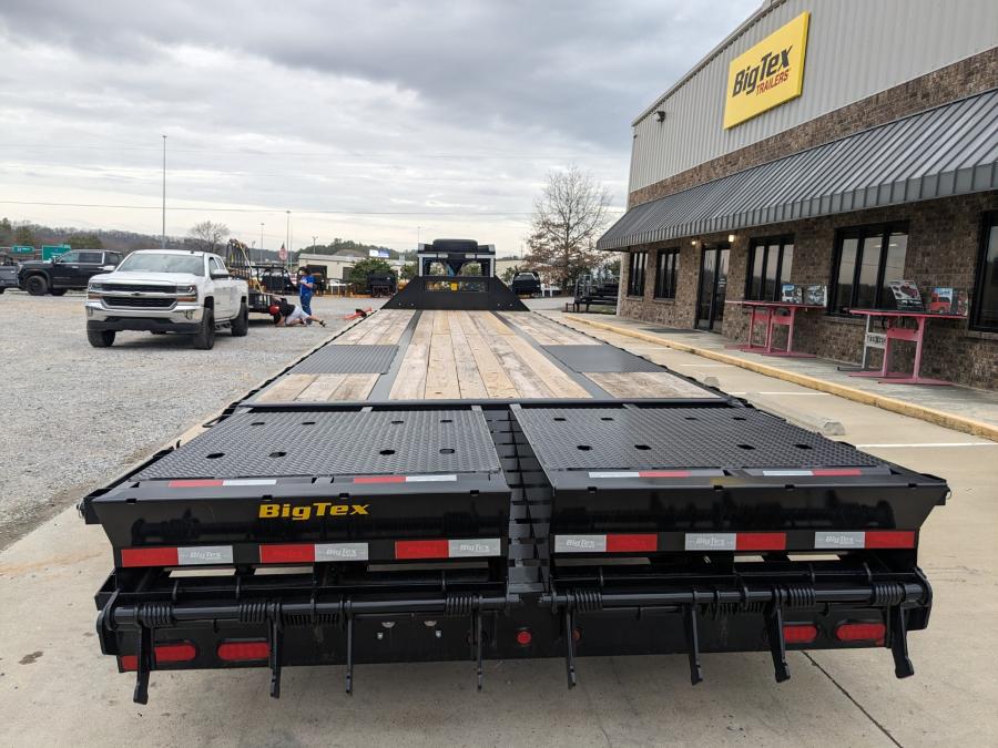 Big Tex 22GN, Gooseneck, 102" x 30', 23.9K, Dovetail, Mega Ramps Image 2