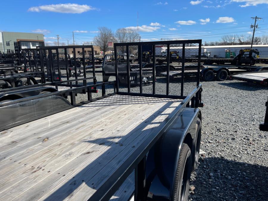 Big Tex 70PI 7K TAND SQ TU UTL 83"X20 2 BRAKES, BLK Image 1