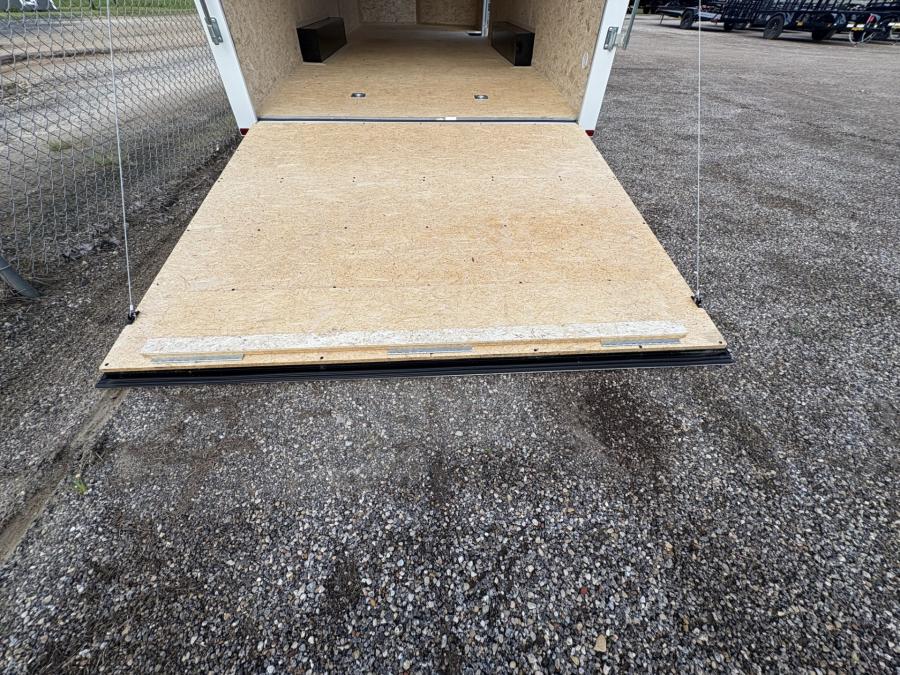 85X2 MTI 8.5X24 V NOSE ENCLOSED STD RAMP DOOR 10K BY CARRY ON Image 8