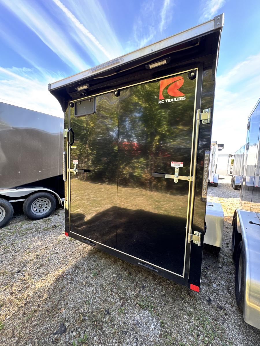RDLX RDLX 6 x 12 SA FLAT TOP WEDG ENCLOSED TRAILER BY RC Image 4