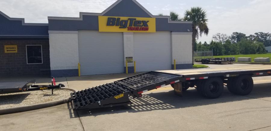 Big Tex 22GN, Gooseneck, 102" x 40', 23.9K, Dovetail, Mega Ramps Image 0