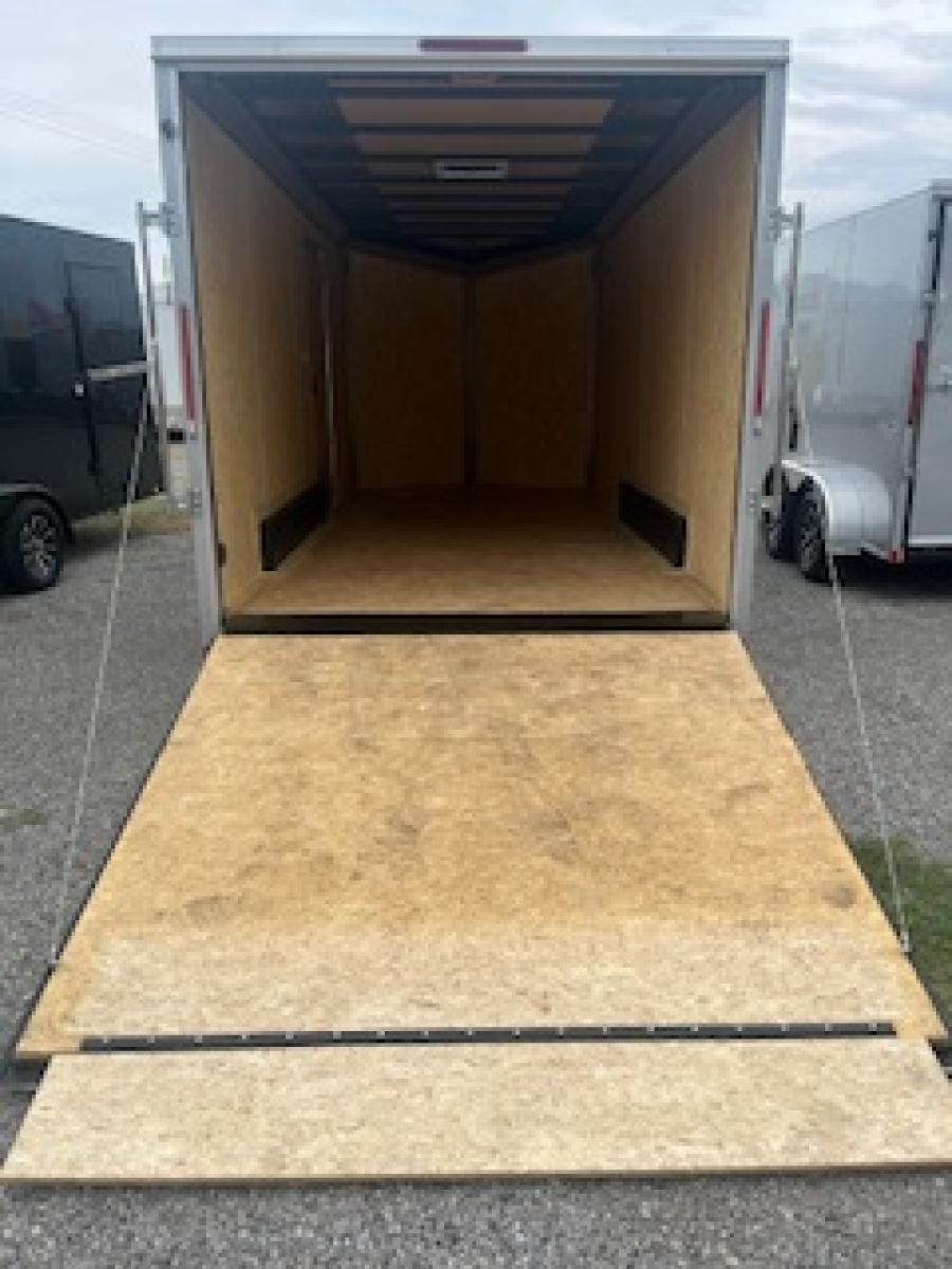K901 ELEMENT 7.5 x 16 TA V-NOSE ENCLOSED CARGO TRAILER Image 0