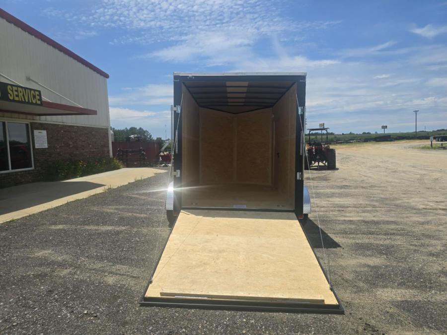 7X12 7X12 V NOSE ENCLOSED STD RAMP DOOR 7K BY CARRY ON Image 1