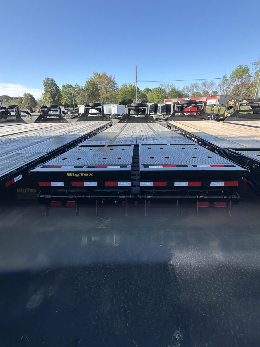 Big Tex 25GN, Gooseneck, 102" x 30', 25.9K, Dovetail, Mega Ramps Image 1