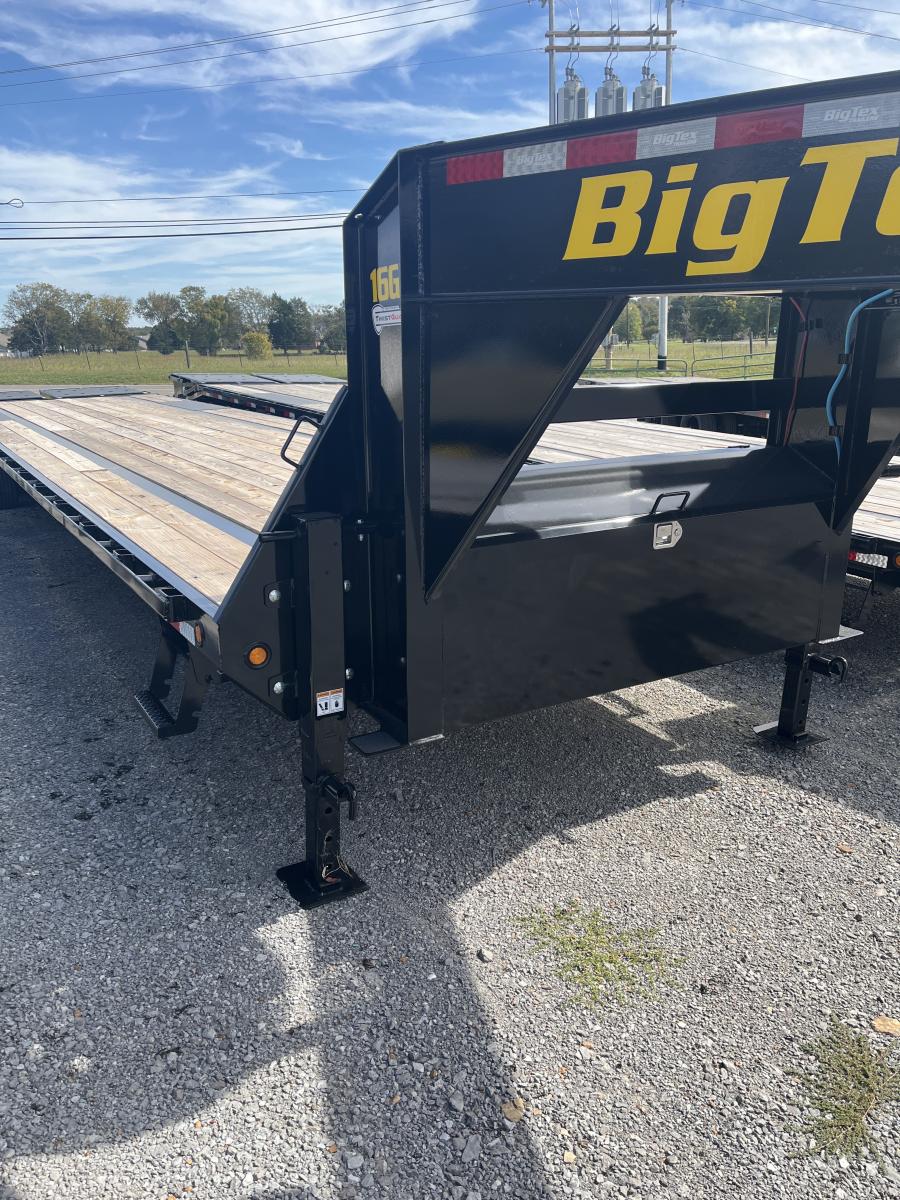 Big Tex 16GN, Gooseneck, 102" x 40', 17.5K, Dovetail, Mega Ramps Image 6