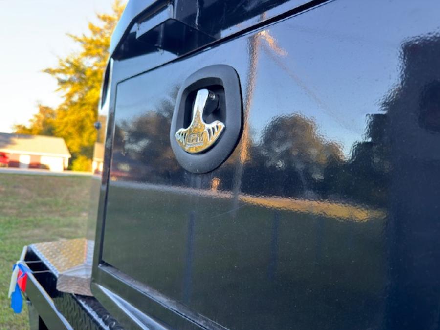 CM SK BED 94" L X 94" W X 60" CA X 34" RUNNERS Image 0