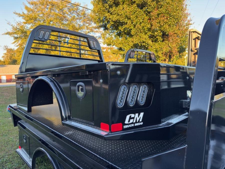 CM SK BED 94" L X 94" W X 60" CA X 34" RUNNERS Image 2