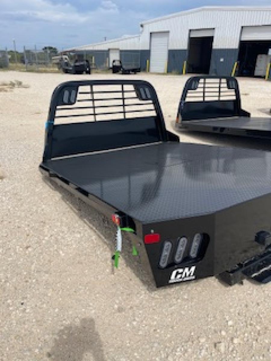 CM RD BED 94" L X 97" W X 60" CA X 34" RUNNERS Image 1