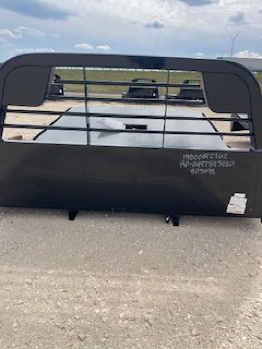 CM RD BED 114" L X 97" W X 84" CA X 34" RUNNERS Image 2