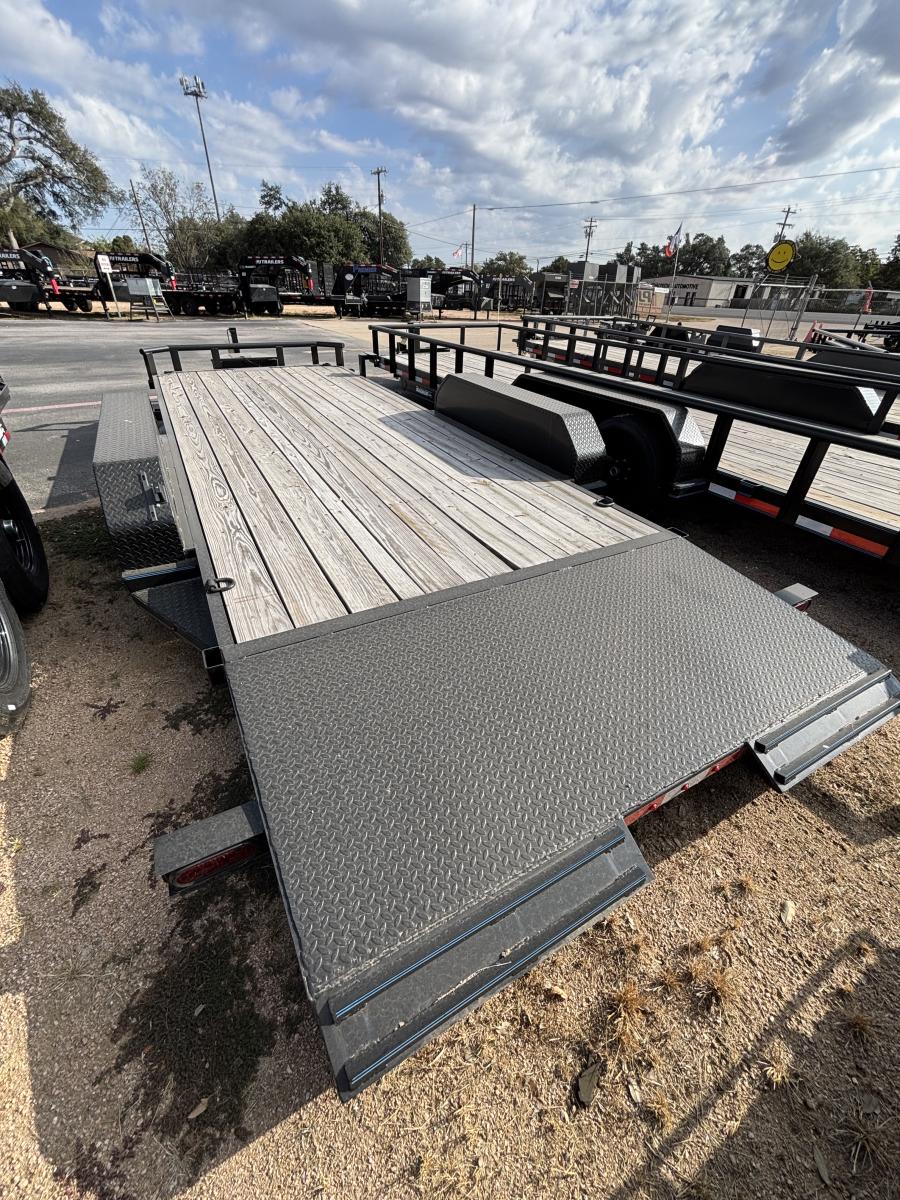 83X20 TILT CAR HAULER TRAILER BY BELLWETHER Image 2