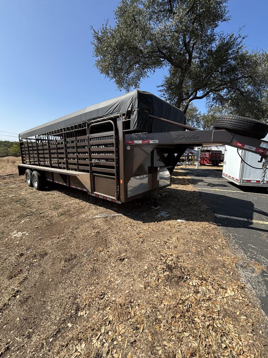 6’8″x24’x6’6″ gooseneck steel livestock trailer by Delta Image 0