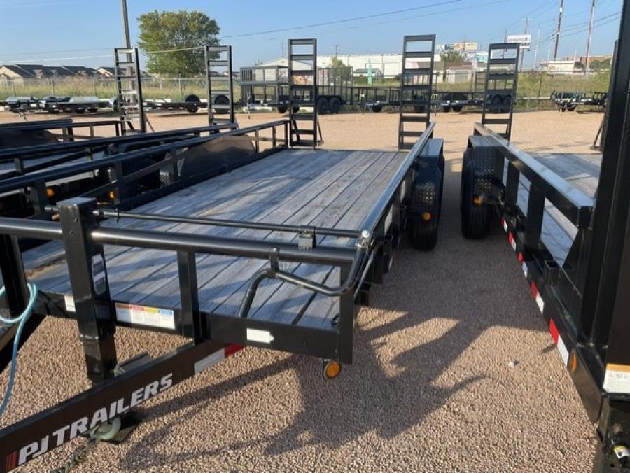 PJ TRAILERS P818 PJ 18X83, EB2, SM, 5FUR, S/B, 6DR, BLACK Image 1