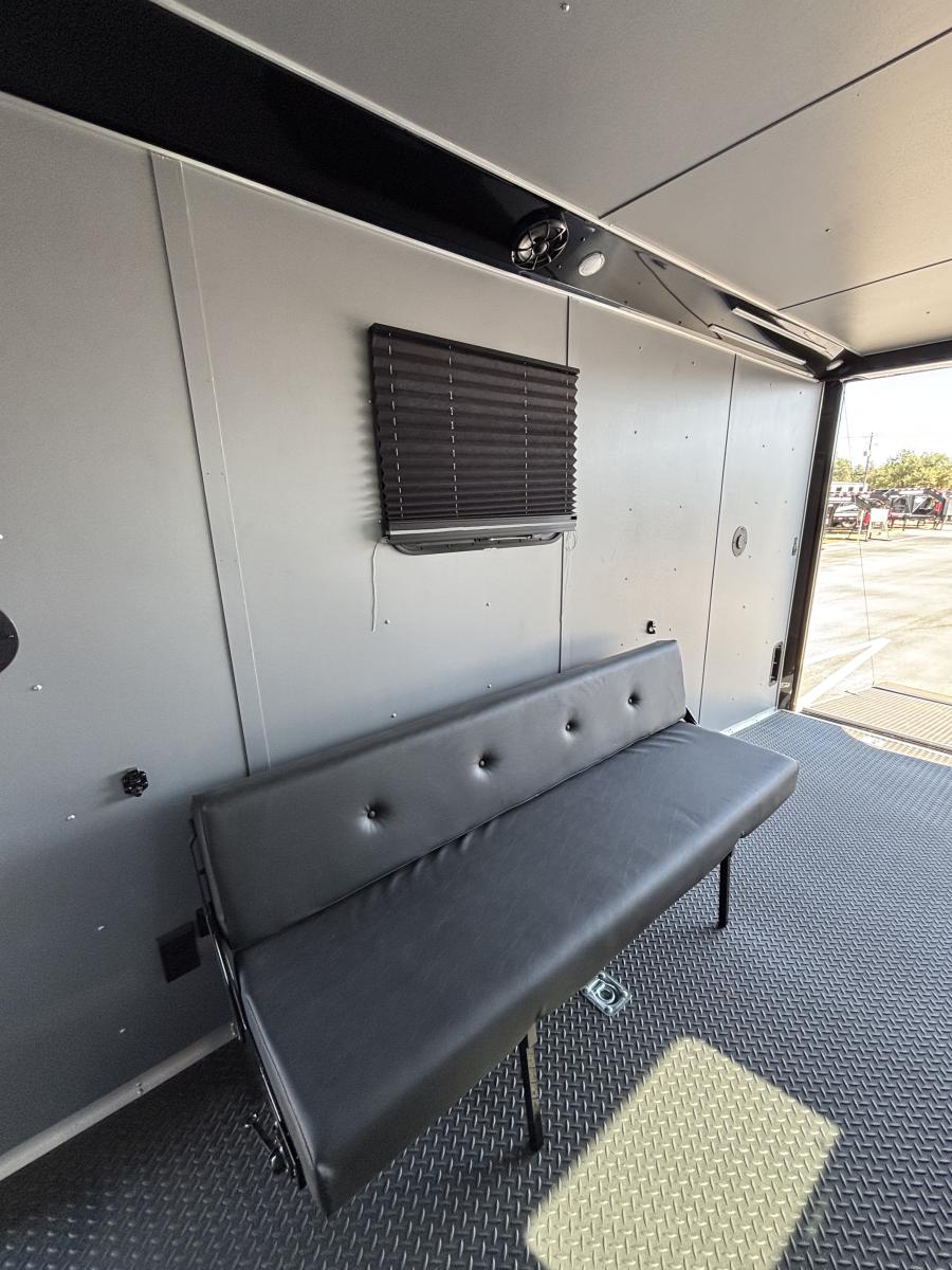 8.5x20 tandem axle enclosed cargo trailer with tons on extra's Image 10