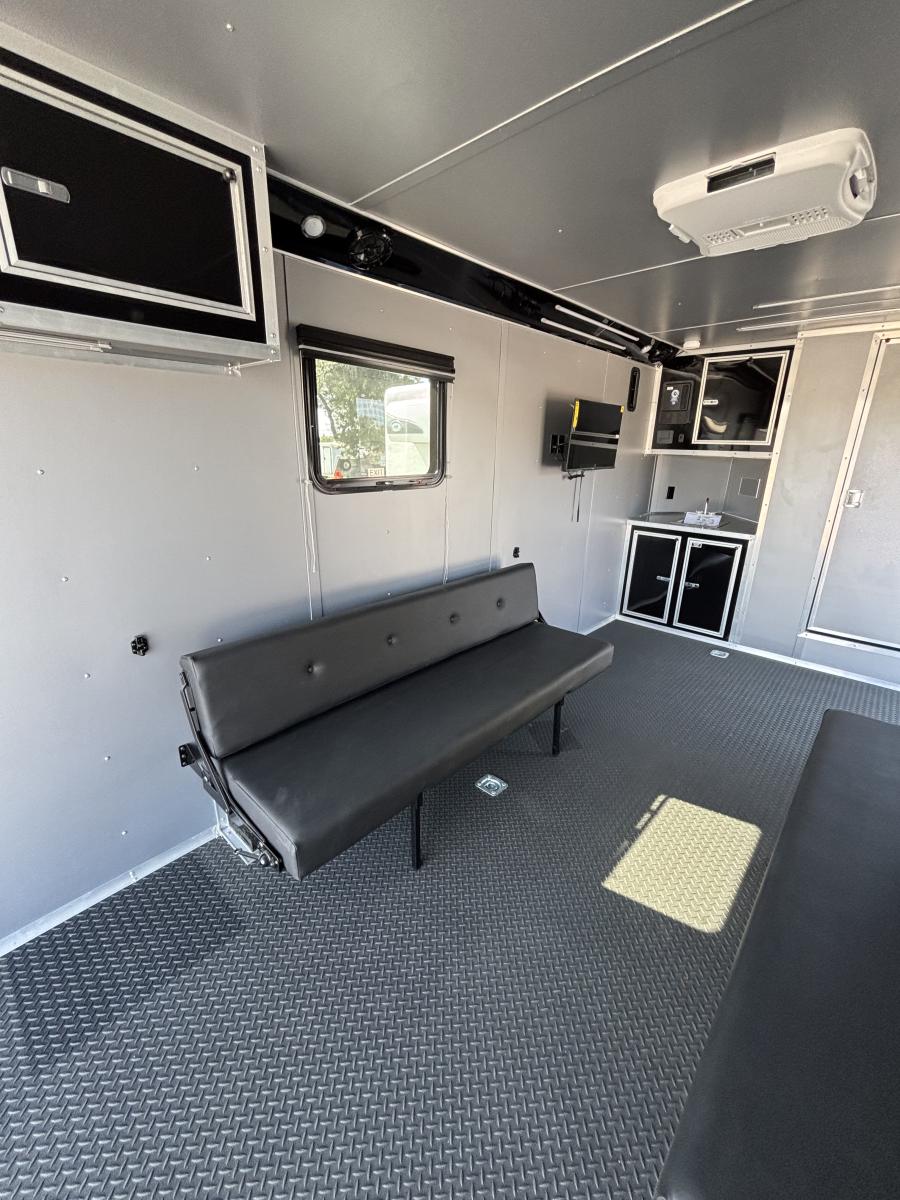 8.5x20 tandem axle enclosed cargo trailer with tons on extra's Image 12