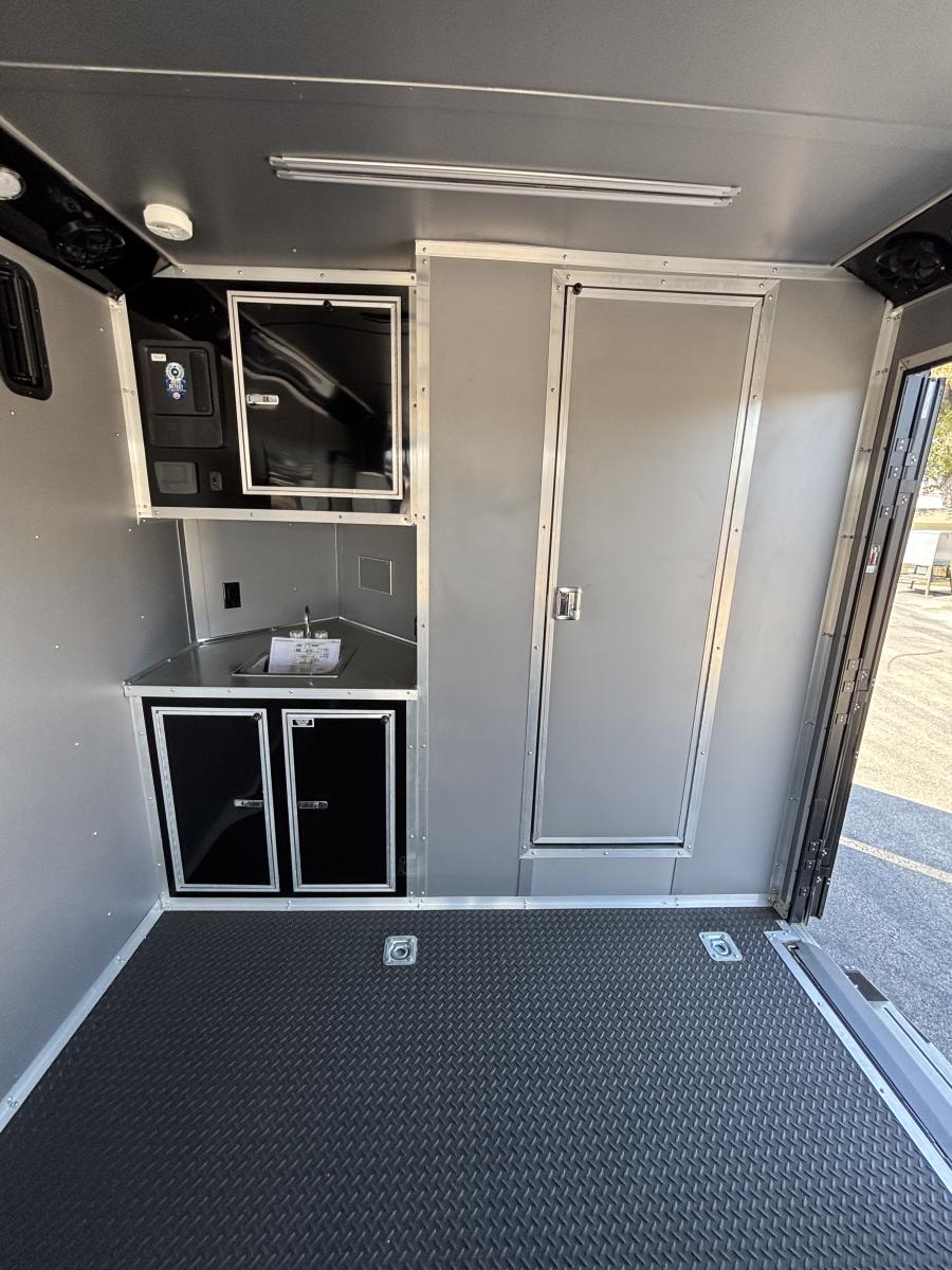 8.5x20 tandem axle enclosed cargo trailer with tons on extra's Image 14