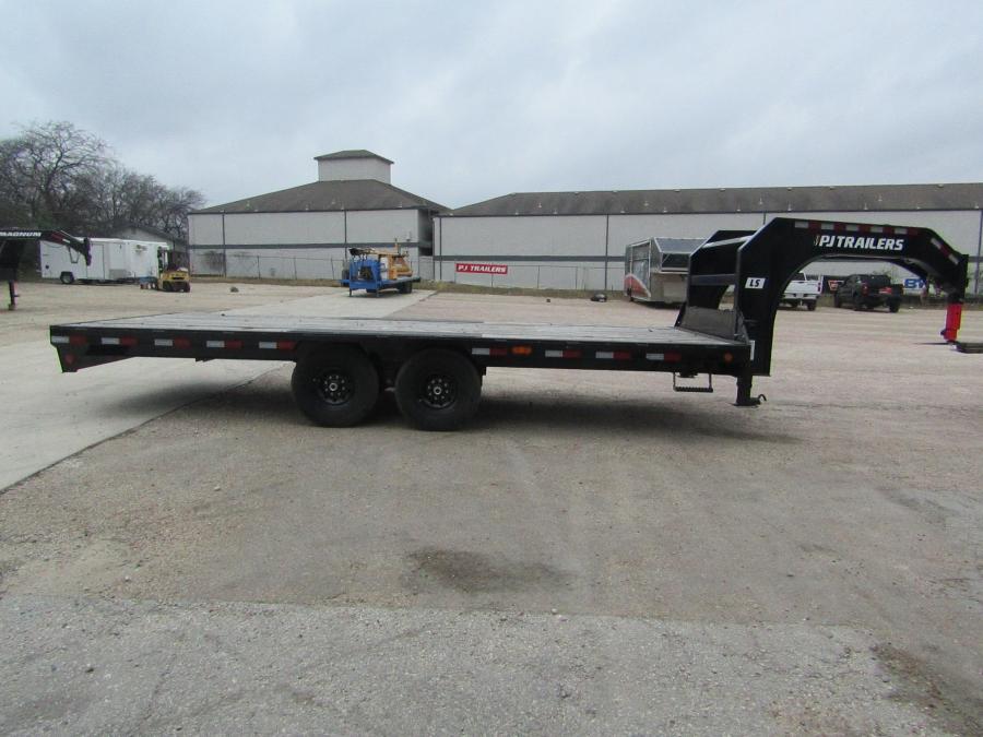 PJ TRAILERS LS20 PJ 20X102G EB2 SMST 8SIR ST8 DECK BLACK Image 1