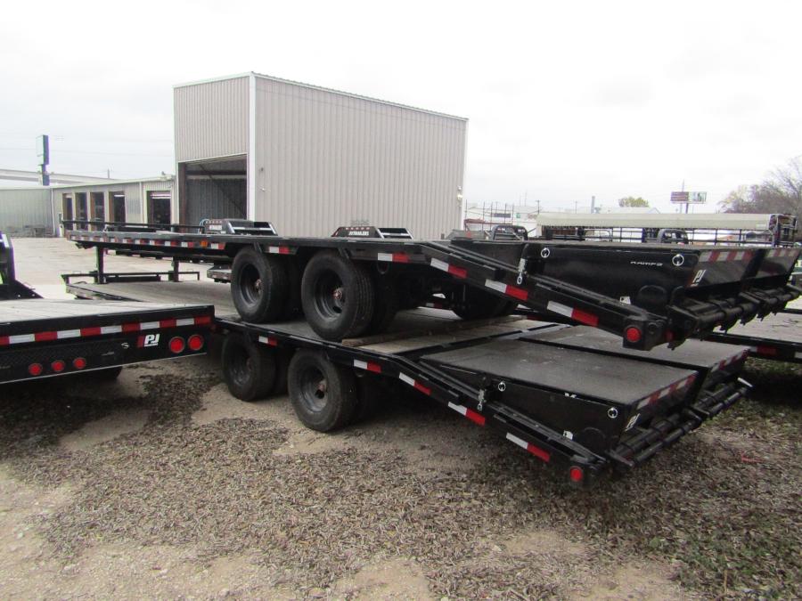PJ TRAILERS PL-3 PJ 32X102 PNTL EB2 SMST SDT/MR 12K 14PLY 12OC 2SJACKS FB BLK Image 3