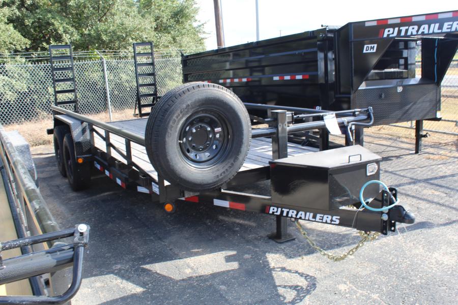 PJ TRAILERS P818 PJ 18X83,EB2,SM 5FUR,S/B,6 DR BLACK Image 0